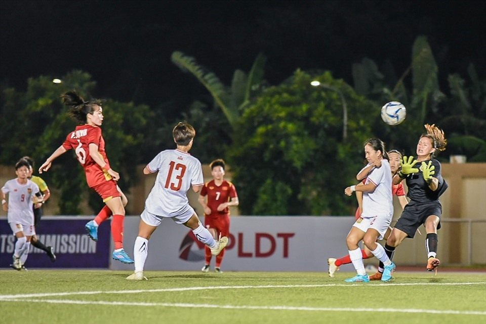 Kết quả, lịch thi đấu bóng đá 11.7: Tuyển nữ Việt Nam và mốc 7 bàn thắng