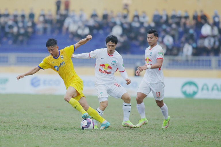 Kết quả, lịch thi đấu bóng đá 13.10: Hoàng Anh Gia Lai vs Sông Lam Nghệ An